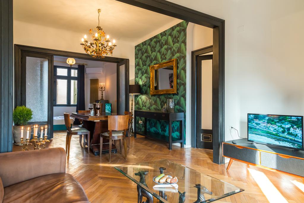 Huge Luxury Flat in the heart of Bucharest București